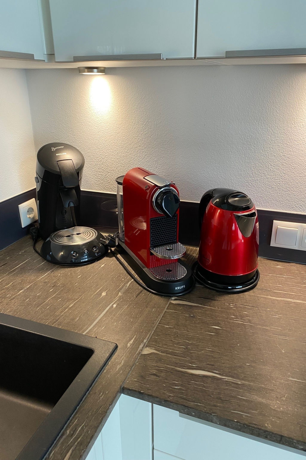 Photo of 1_ZMO4 - Kitzview Terrace Apartment