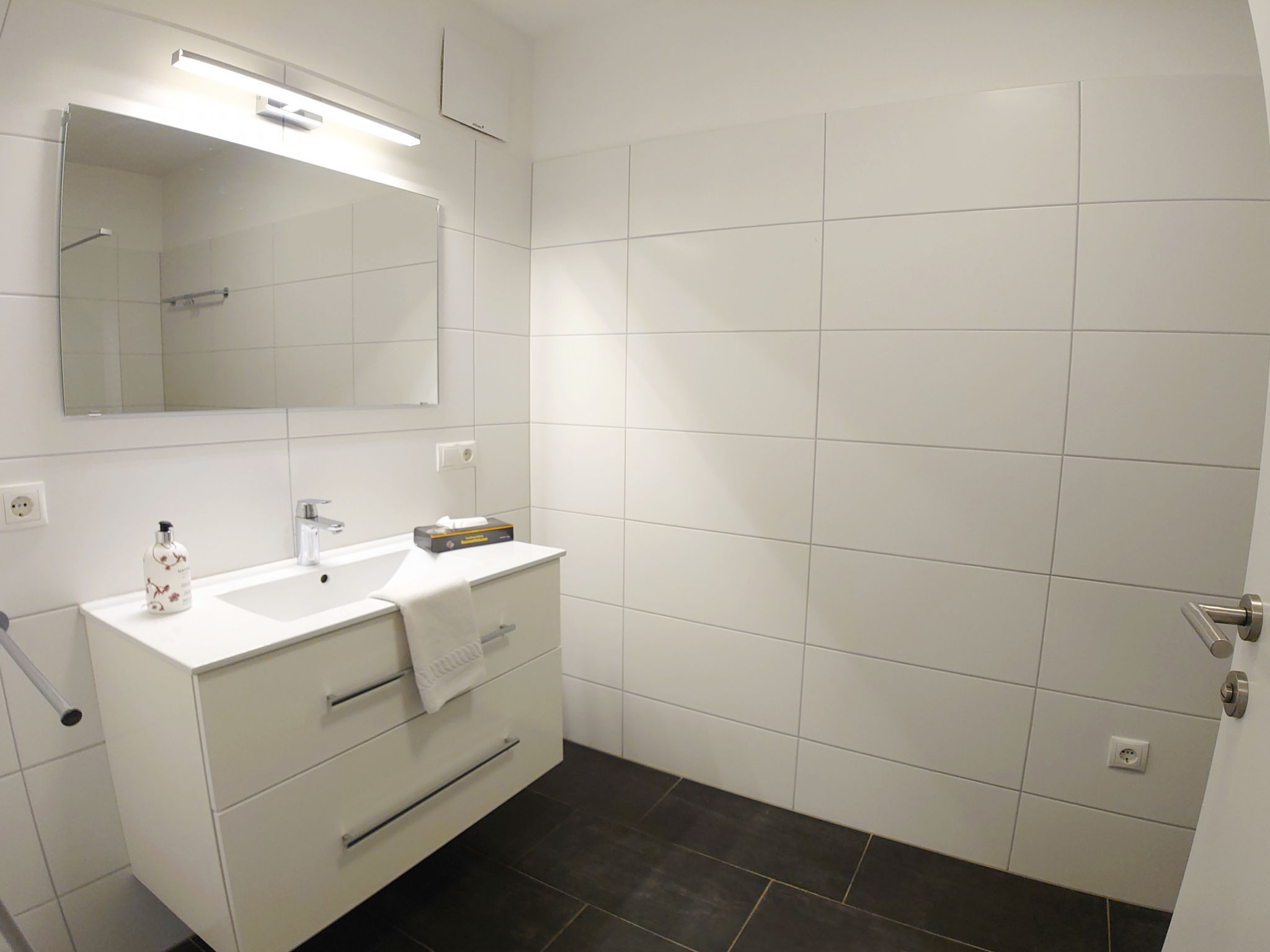 Photo of 1_ZMO4 - Kitzview Terrace Apartment