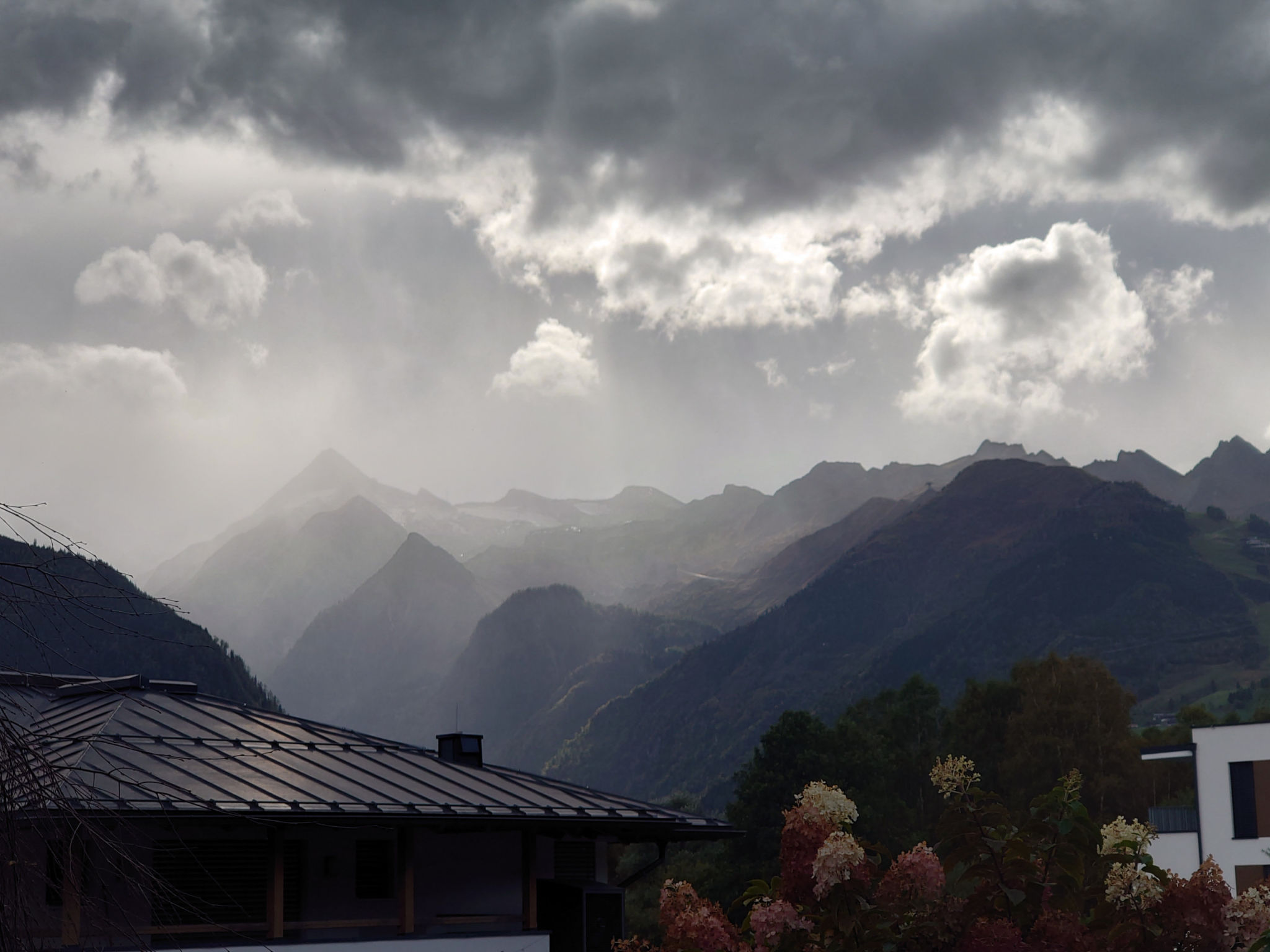 Photo of 1_ZMO4 - Kitzview Terrace Apartment