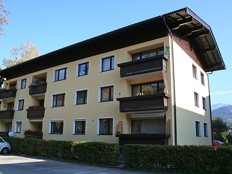 Slide8 - Haus Grani