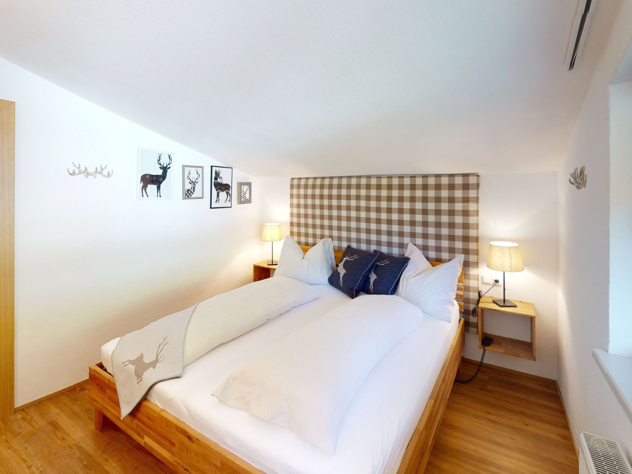 Photo of 2_KAP-8-Alpine Style Kaprun Apartment