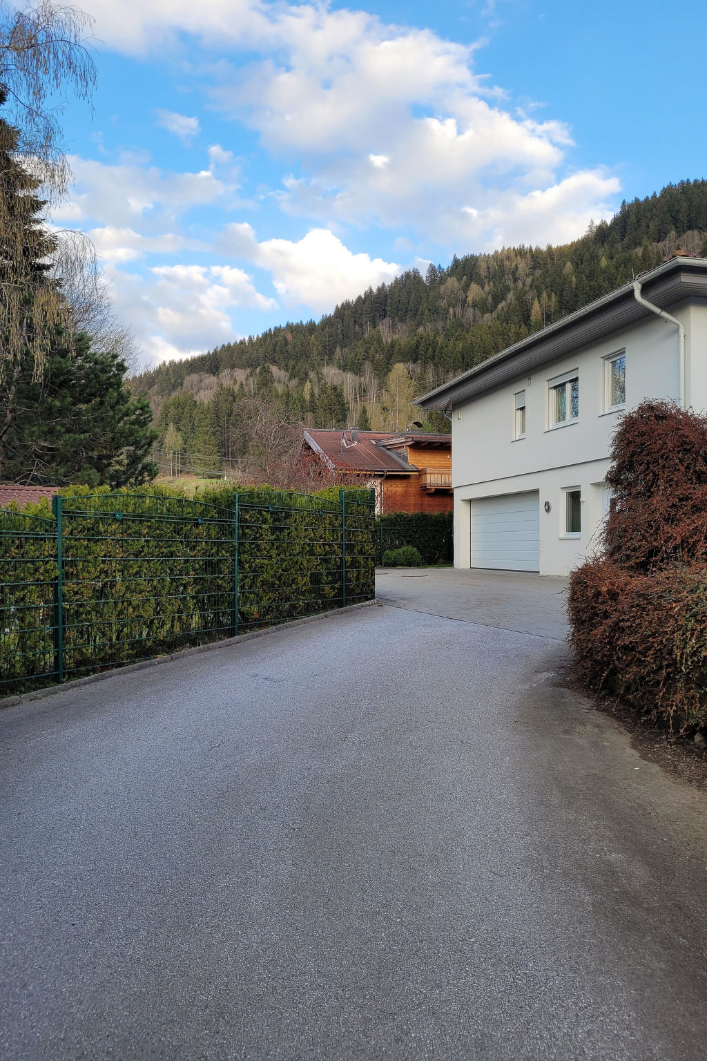Photo of Falcon Lodge Kaprun nähe Gletscher und Zentrum