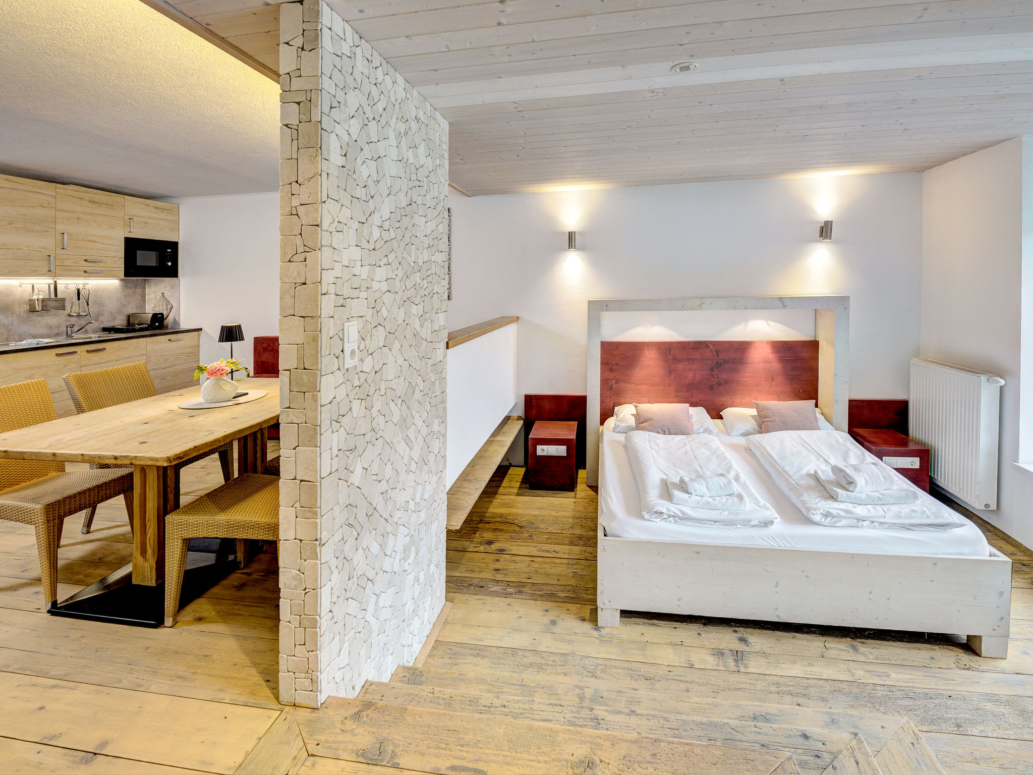 Edelweiss Suite 7