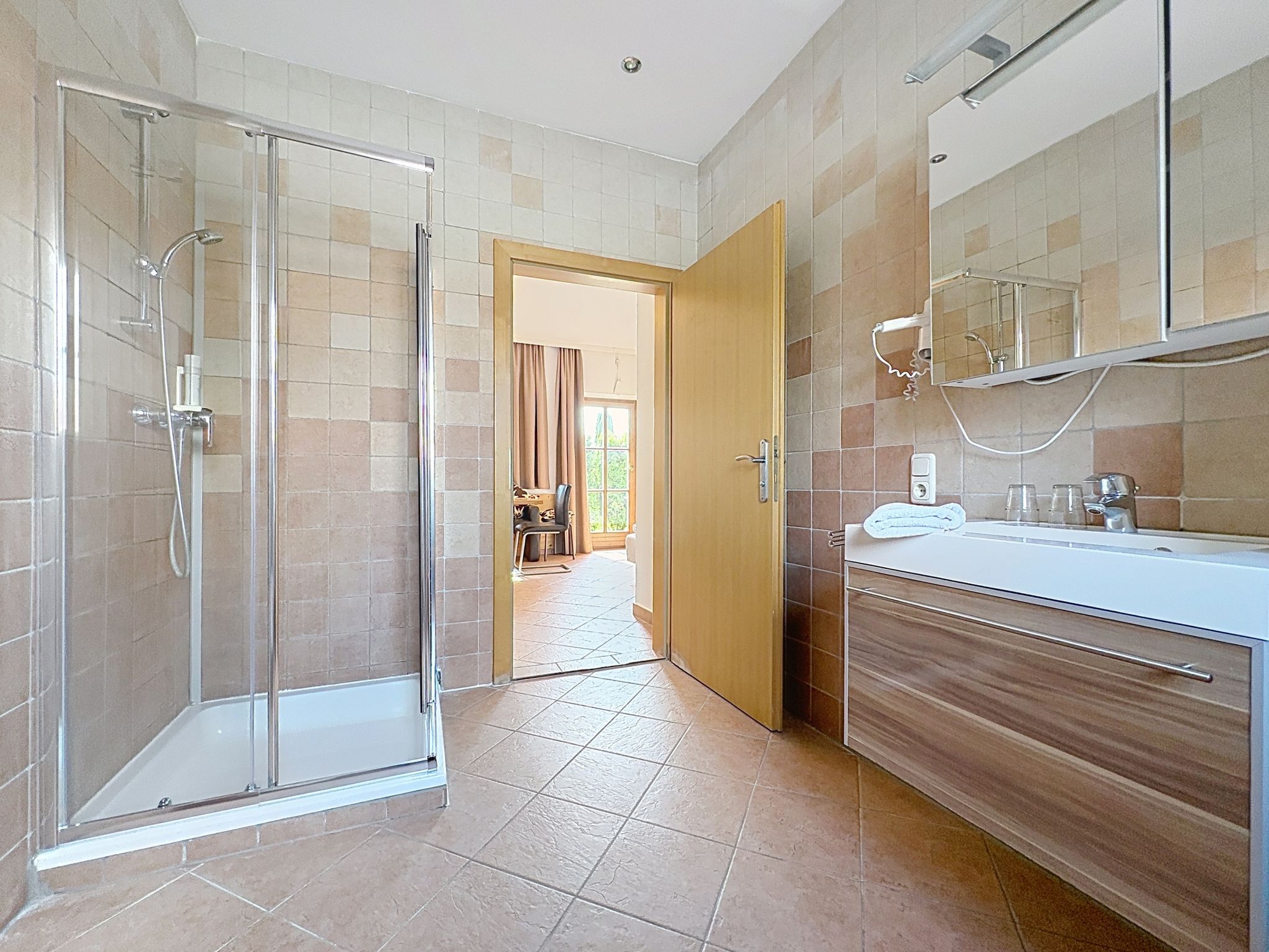 Photo of Edelweiss Suite 9