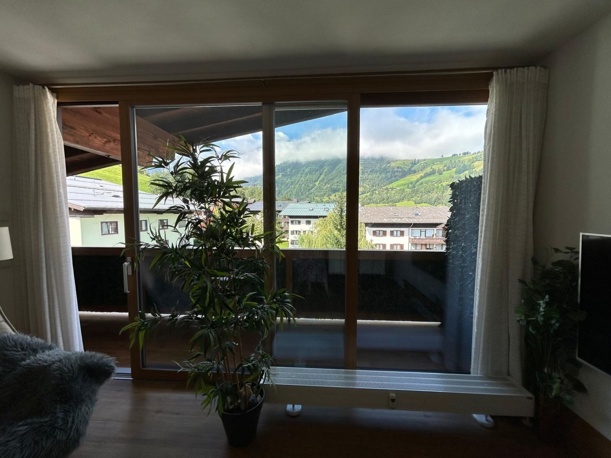 Penthouse Overview By Krone-Image-tags.info