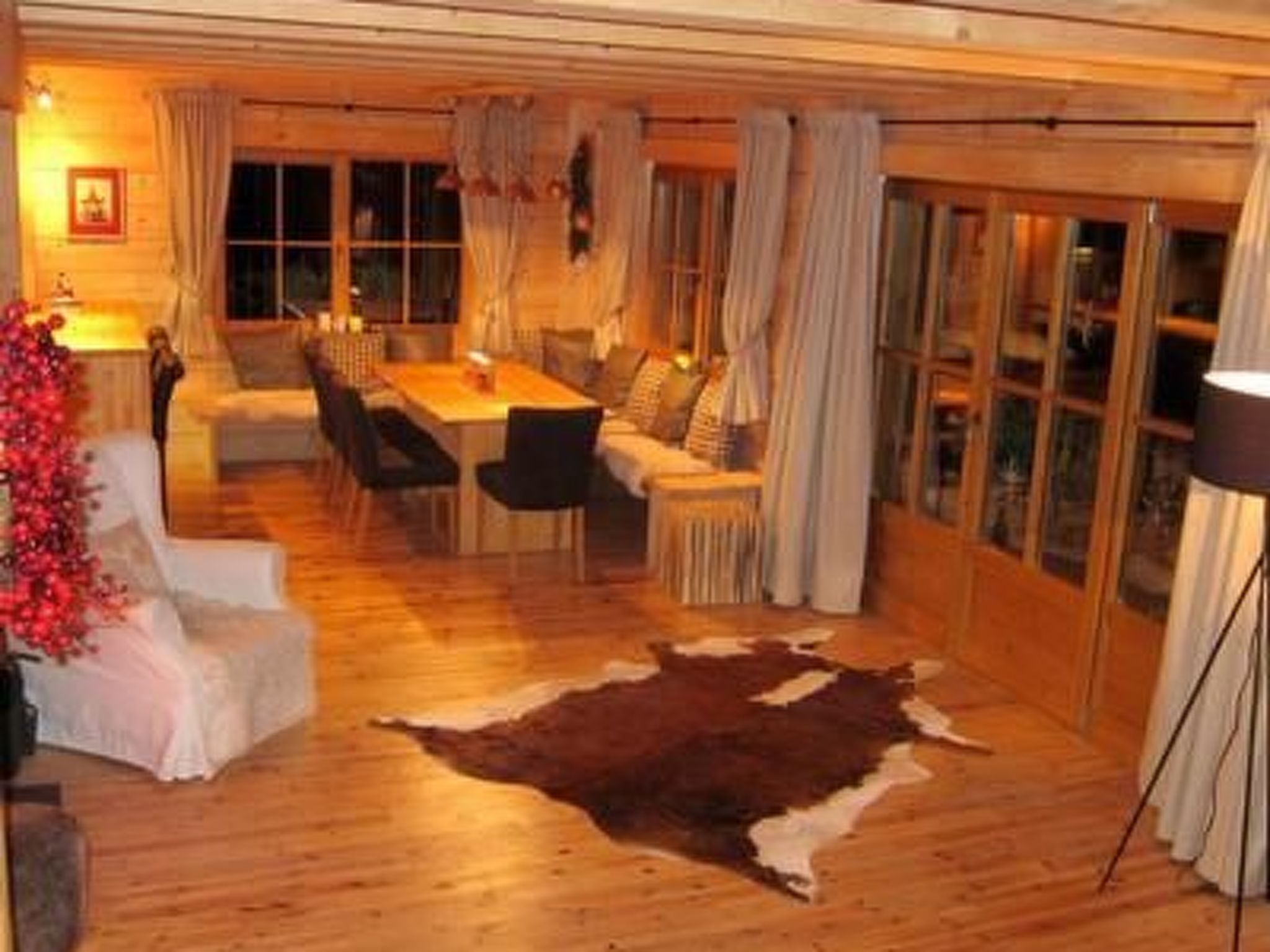 Nettes Ferienhaus in Gaisbichl mit Terrasse und Garten - Drinnen