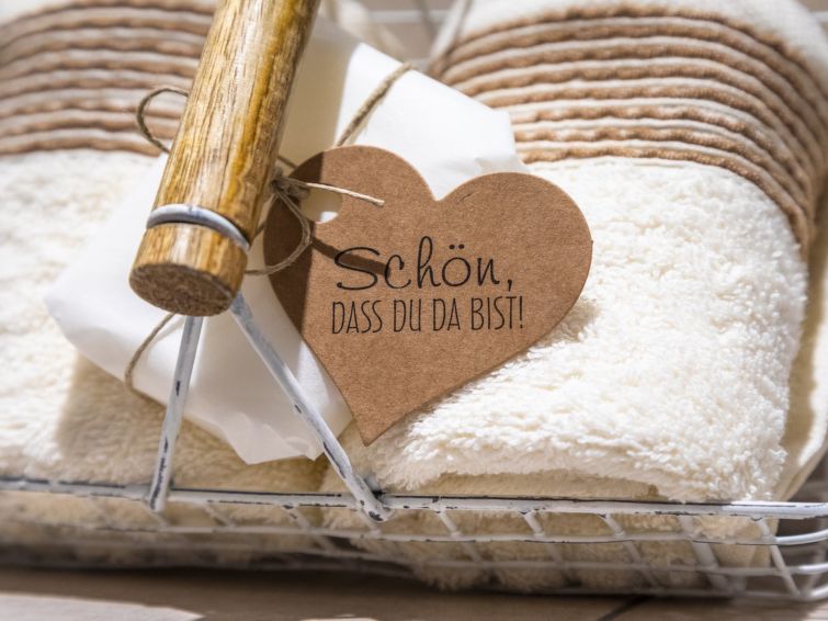 Erlachhof - Slide 12