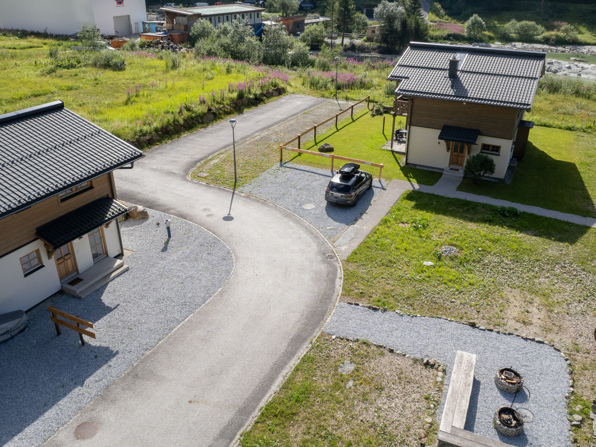 Lodge kleiner Bär 191 im Tauerndorf Enzingerboden - Draußen