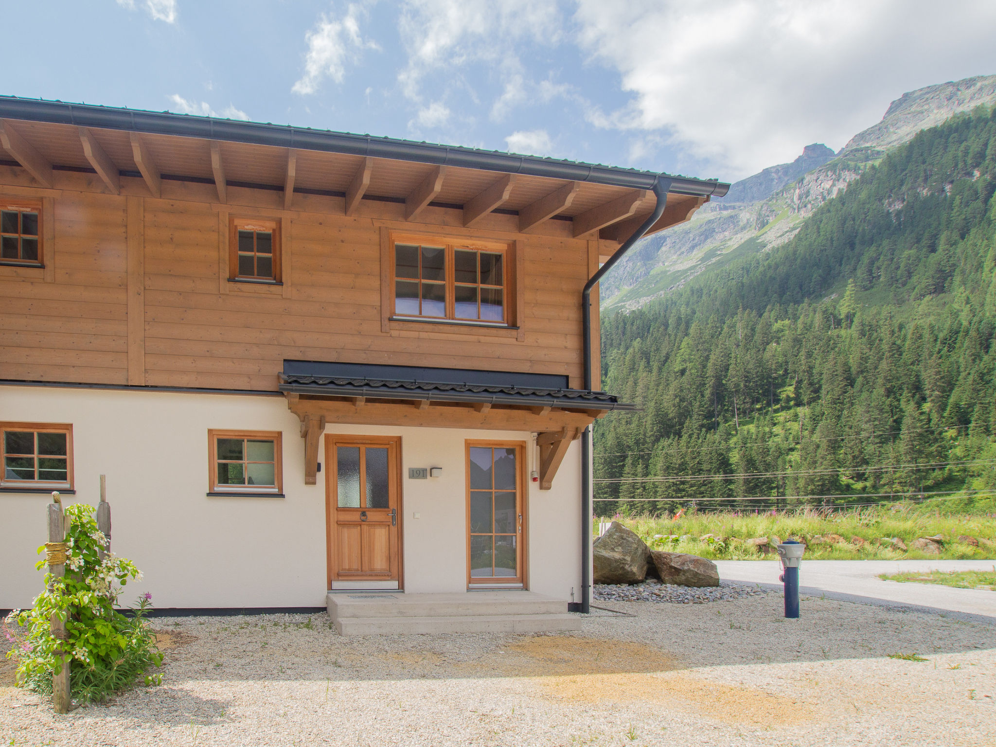 Lodge kleiner Bär 191 im Tauerndorf Enzingerboden - Draußen