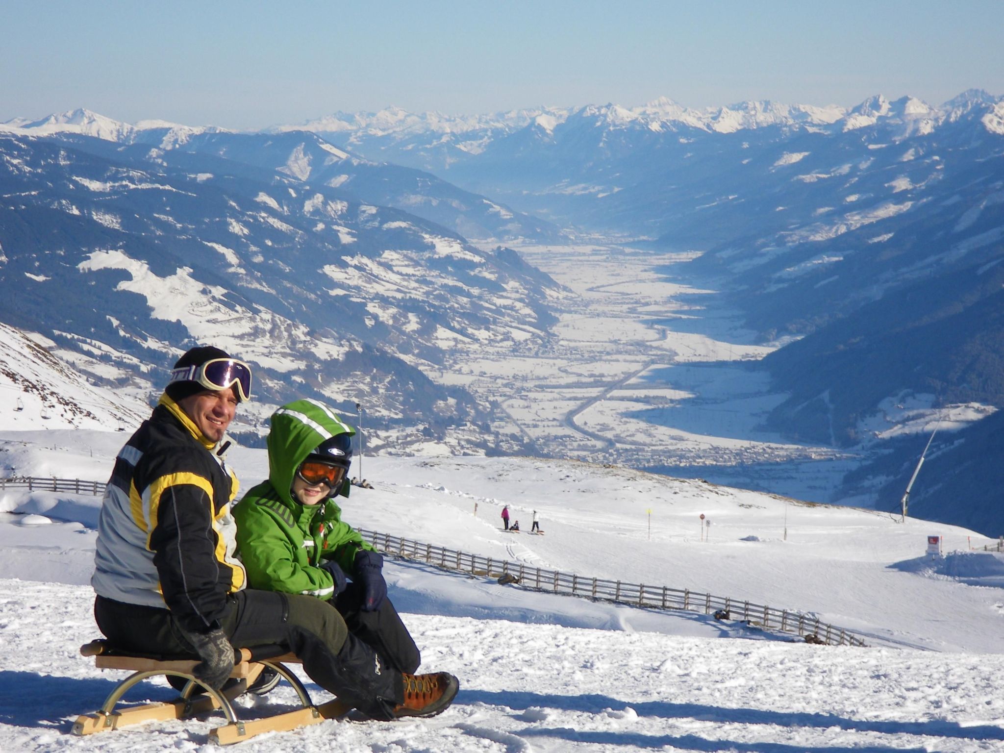 Nahe den Skigebieten und Ausgangspunkt zu Sehenswürdigkeiten - Outside