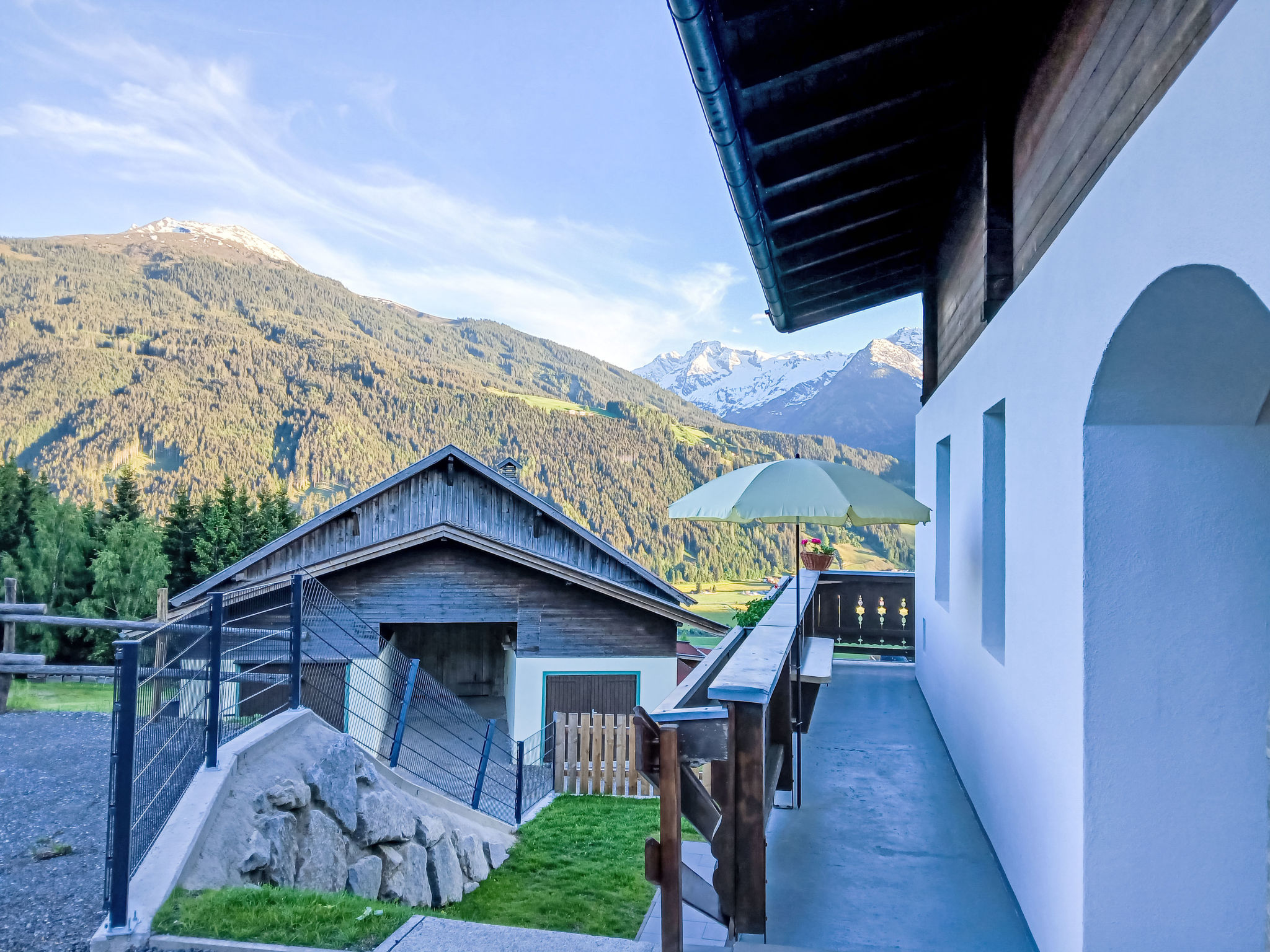 Panoramablick Tauern - Outside