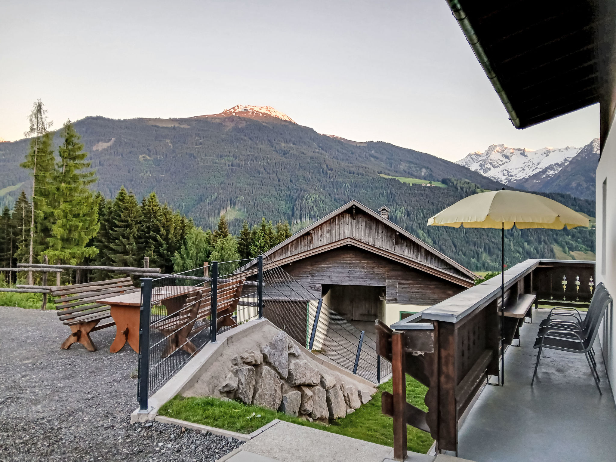 Panoramablick Tauern - Outside