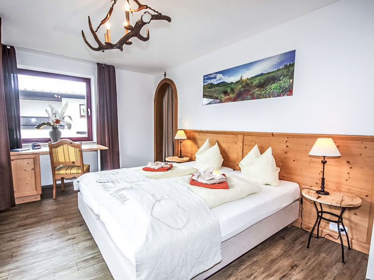 Search and Stay destination Neukirchen am Großvenediger, Salzburg - Austria from AU$ 853. Apartmenthaus Dreier