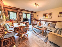 Rustiek appartement voor 4 aan de skipiste in Saalbach-Hinterglemm - thumbnail 2