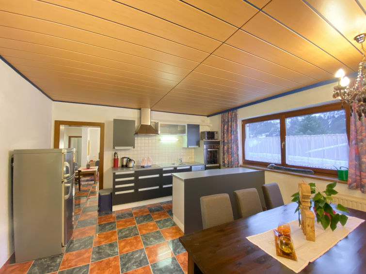 Search and Stay destination Saalbach, Salzburg - Austria from AU$ 291. INT4 - 2 Zimmer max. 5 Personen A3