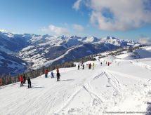Bergzeit Appartement Top 2: Direct aan de piste in Saalbach - thumbnail 4