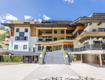 Saalbach Suite met 2 slaapkamers & privé wellness - thumbnail 1