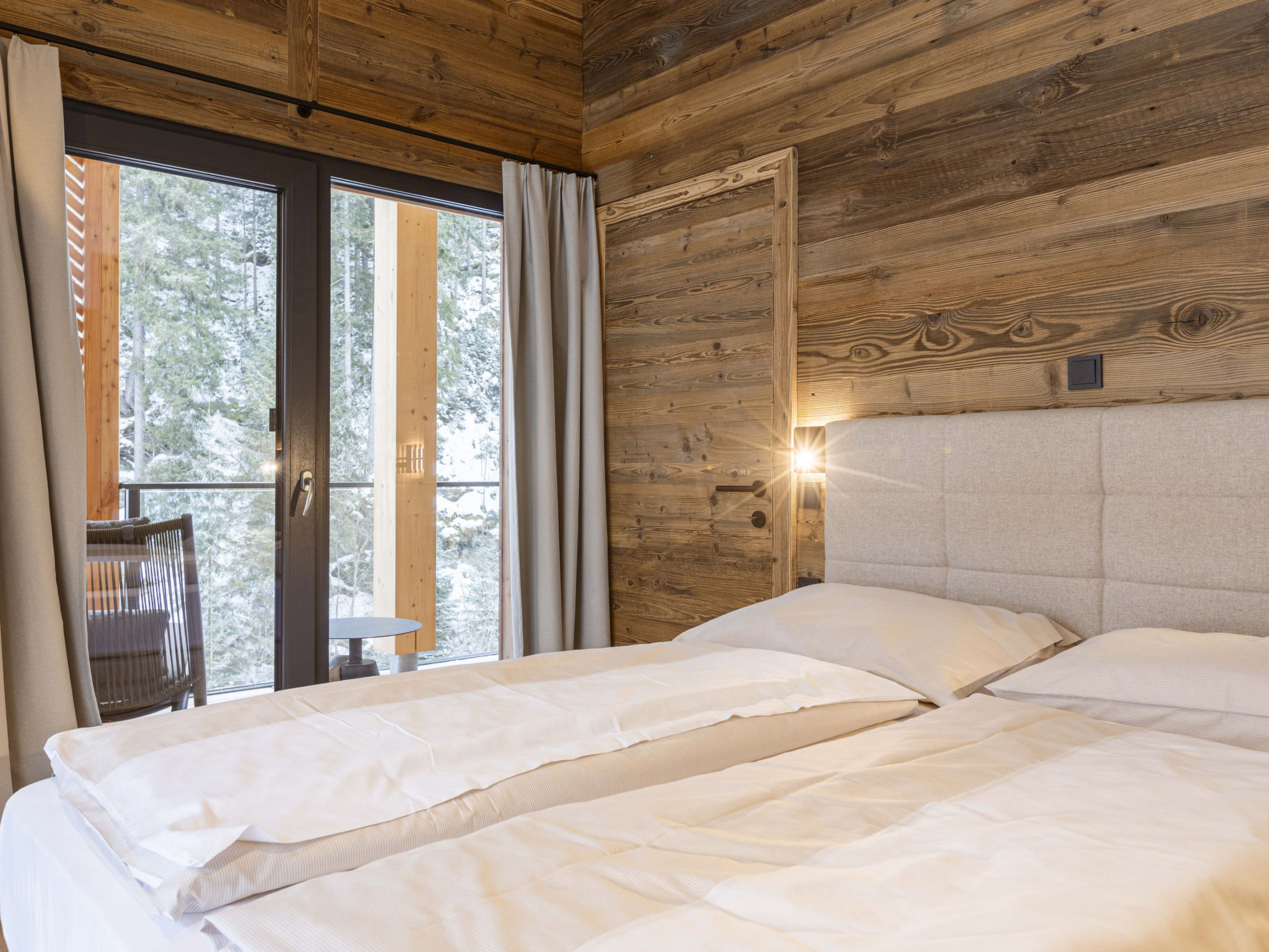 Mit 2 SZ & privaten Wellnessbereich-Drinnen