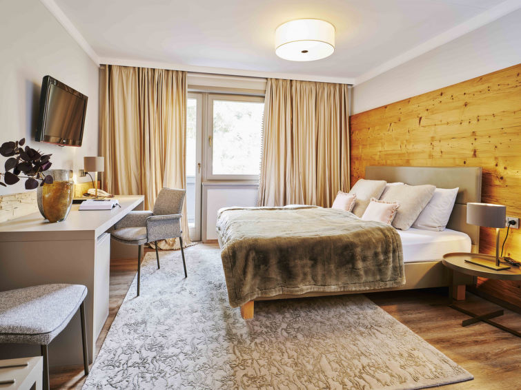Photo of Juniorsuite bis zu 4 P &Wellnessbereich