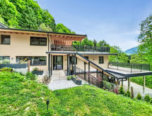 Ruim appartement in Hall in Tirol met bergzicht, ideaal voor gezinnen - thumbnail 1
