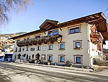 Ellbögen - Апартаменты Erbhof Zach