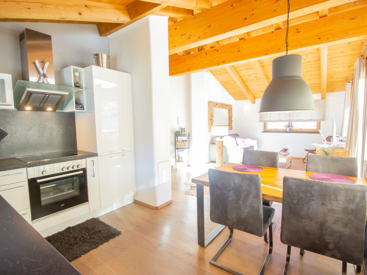 Search and Stay destination Axams, Tirol - Austria from AU$ 341. Lanner