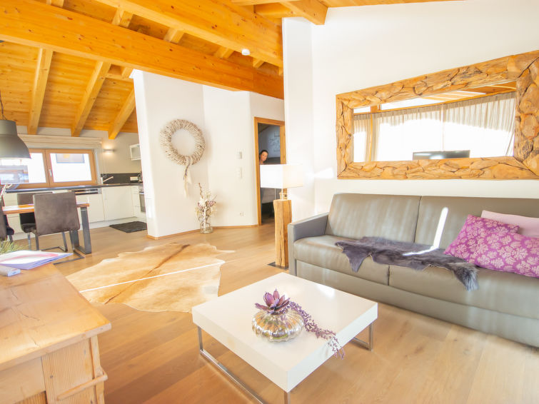 Search and Stay destination Axams, Tirol - Austria from AU$ 341. Lanner