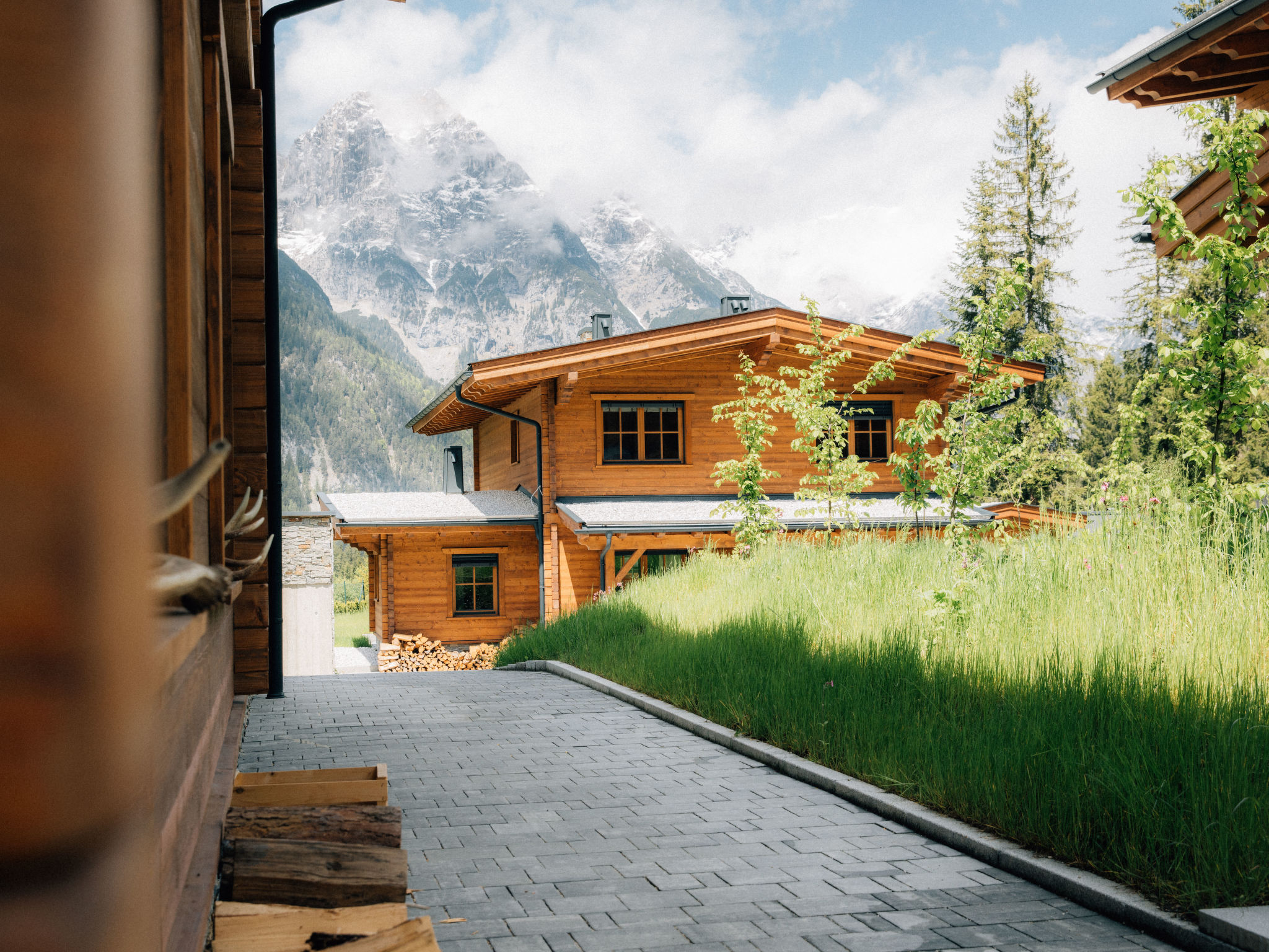 Sissis Green Chalet Elisabeth-Draußen