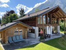 Ruim chalet in Leutasch met sauna, open haard en omheinde tuin - thumbnail 1
