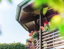 Vrijstaande bungalow voor 2 in Vomp – 33 m² met tuin en bergzicht - thumbnail 1