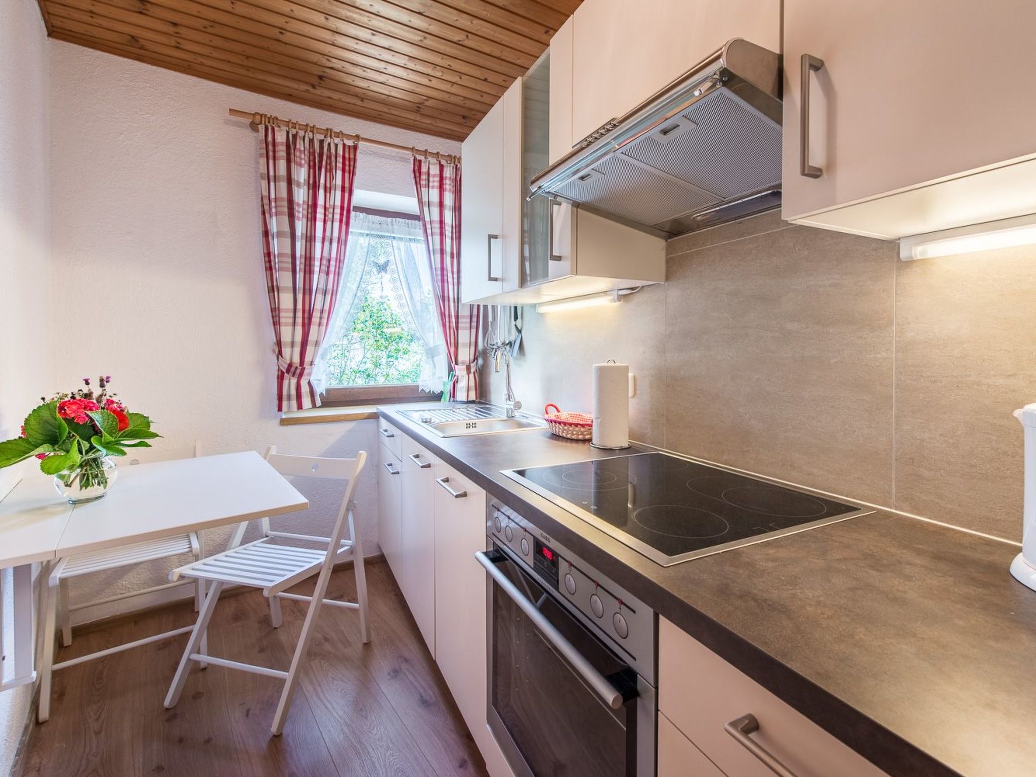 Für 2 Personen ca. 33 m&sup2; in Vomp, Tirol (Unterinntal)-Image-tags.info