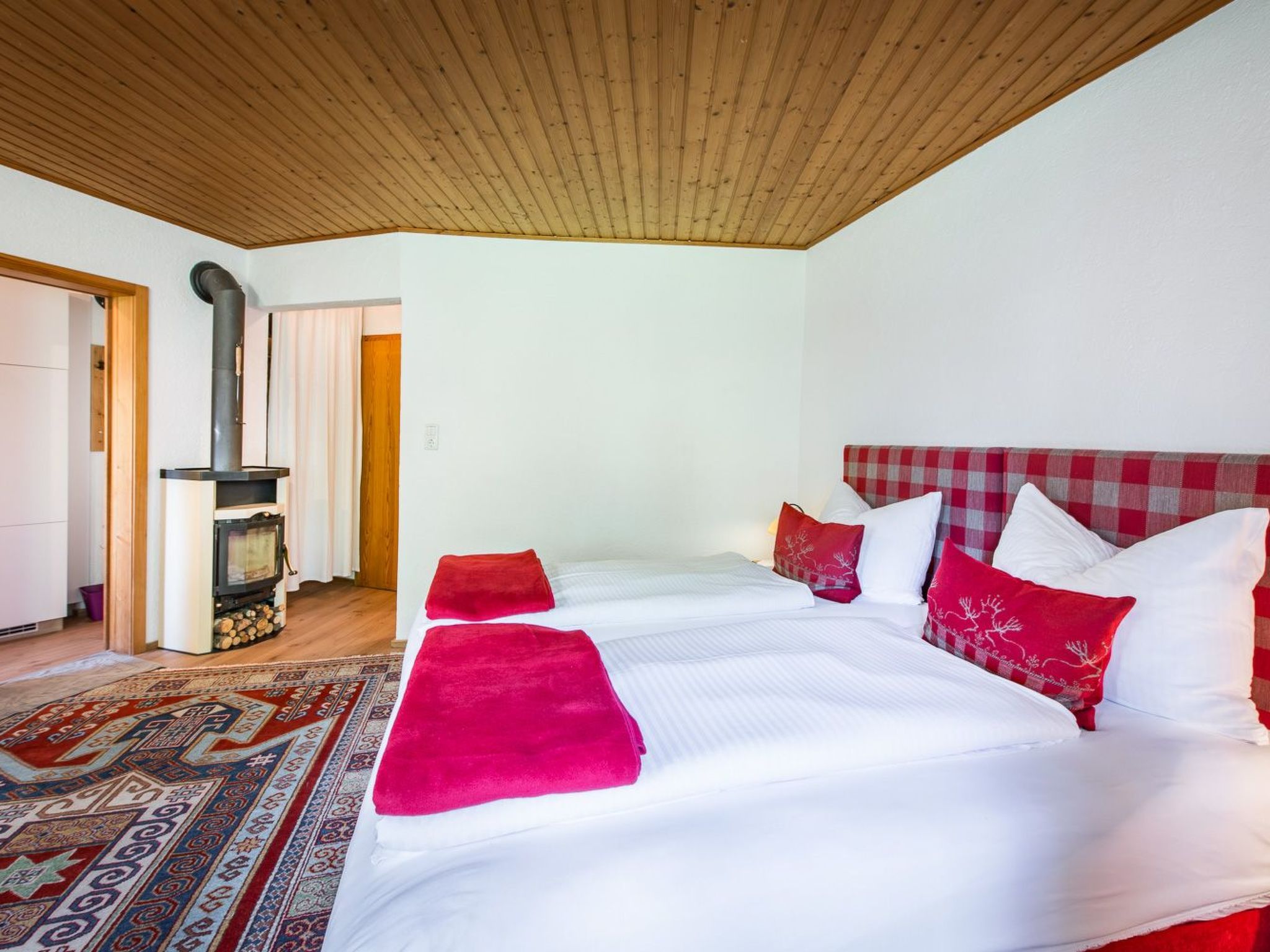 Bärenkopf supreme Studio 4-Image-tags.info