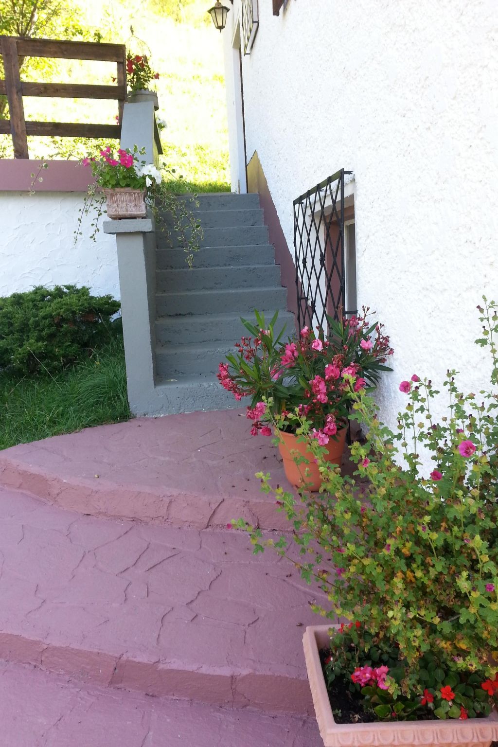 In ruhiger Lage am Waldrand-Dedans