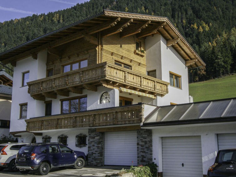 "Haus Wurm", appartement 2-kamers op de 3e verdieping. Hal. 1 2-pers. kamer met 1 divanbed. Uitgang naar het balkon. 1 2-pers. kamer. Uitgang naar het balkon. Berging. Keuken (oven, afwasmachine, 4 ke..