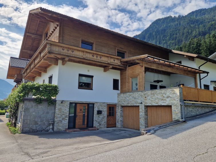 8-persoons appartement in het centrum van Strass im Zillertal in Strass im Zillertal