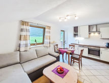 Zonnig appartement voor 3 bij meer en bergen in Strass im Zillertal - thumbnail 2