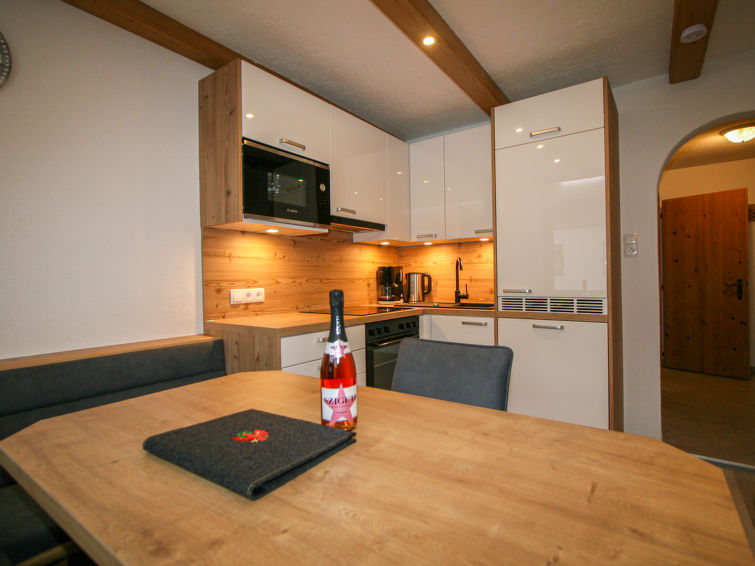 Search and Stay destination Fügen, Tirol - Austria from AU$ 187. Anna