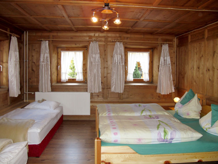 Search and Stay destination Uderns, Tirol - Austria from AU$ 643. Schiestl (UDS200)