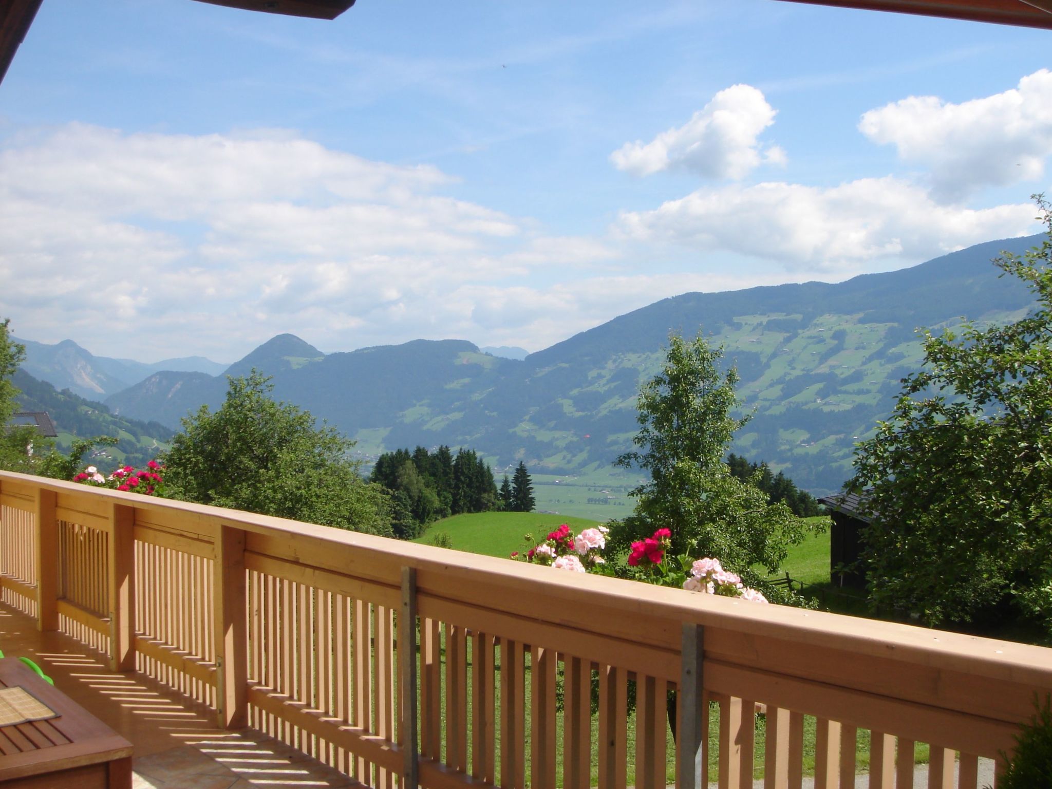 Vrijstaande chalet met panoramaterras in Fügenberg, vlakbij de piste - foto 2