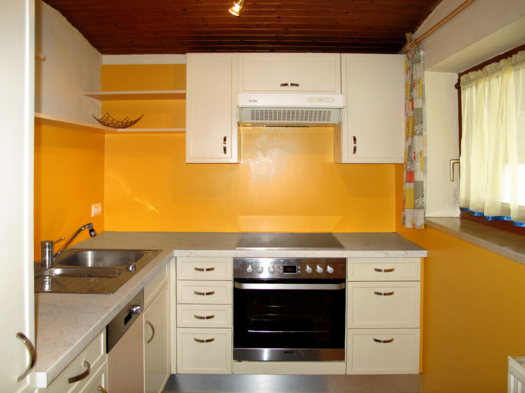 Search and Stay destination Kaltenbach, Tirol - Austria from AU$ 115. Hexenhäusl