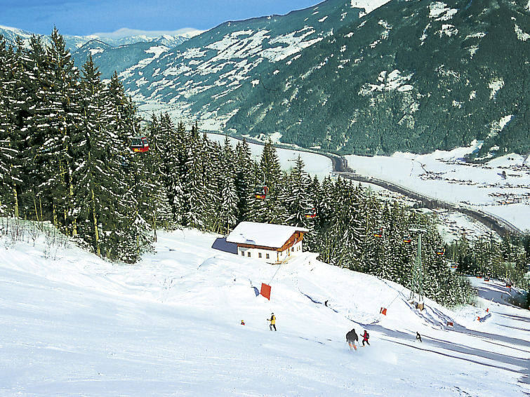 Search and Stay destination Emberg, Tirol - Austria from AU$ 200. Skistadl (KAB135)