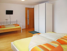 Ruim appartement voor 8 personen aan de skipiste in Kaltenbach - thumbnail 5