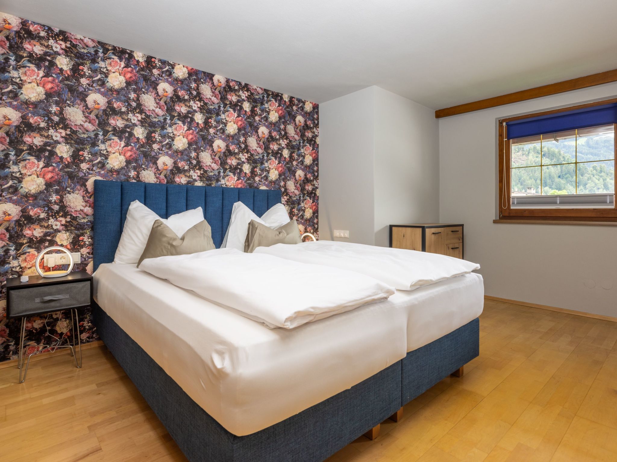 Villa Emma, Ferienhaus für bis zu 10 Personen, eigener Garten, absolute Privats-Image-tags.info