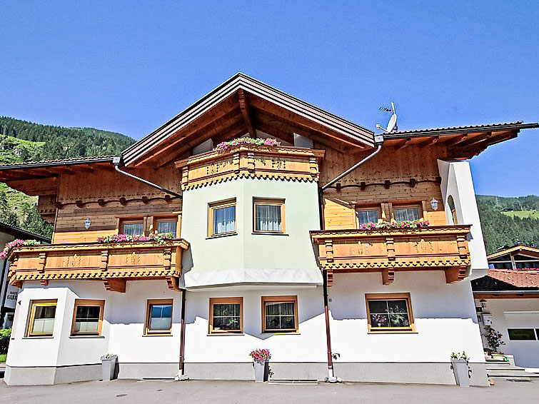 Centraal gelegen appartement in Aschau im Zillertal met sauna in Aschau im Zillertal