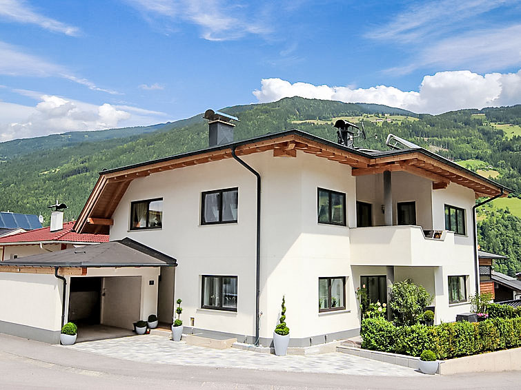 2-Zimmer-Wohnung 40 m2, im Erdgeschoss. Geschmackvoll und gemütlich eingerichtet: 1 Doppelzimmer. Wohn-/Schlafzimmer mit 1 Doppeldiwanbett und Sat-TV (Flachbildschirm). Ausgang zur Terrasse. Kleine, ..