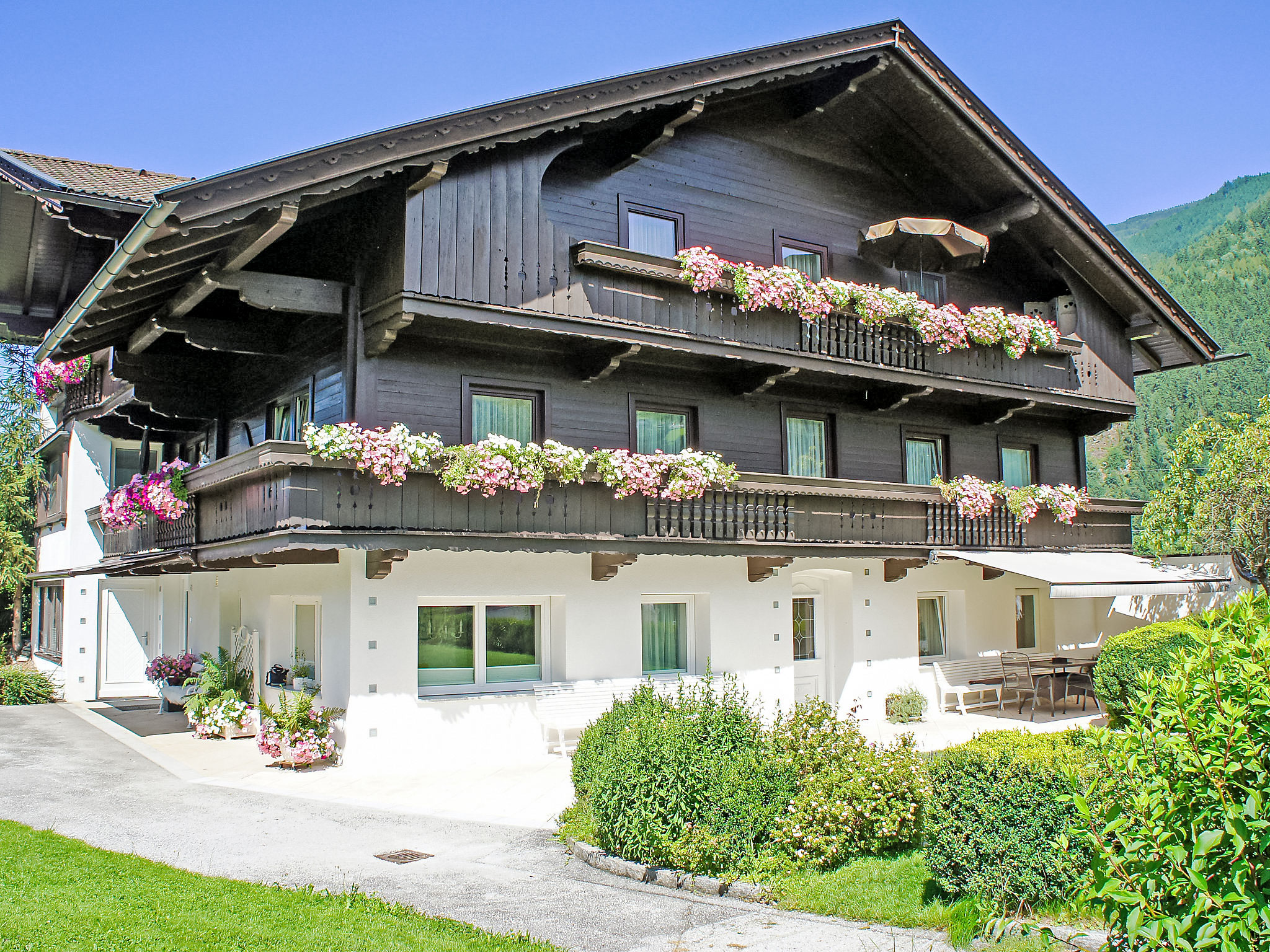 Ruim 4-persoons appartement aan de golfbaan in Aschau im Zillertal - foto 41