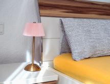 Kunterbunt: Kleurrijk appartement in hartje Aschau im Zillertal, 50m van centrum - thumbnail 6