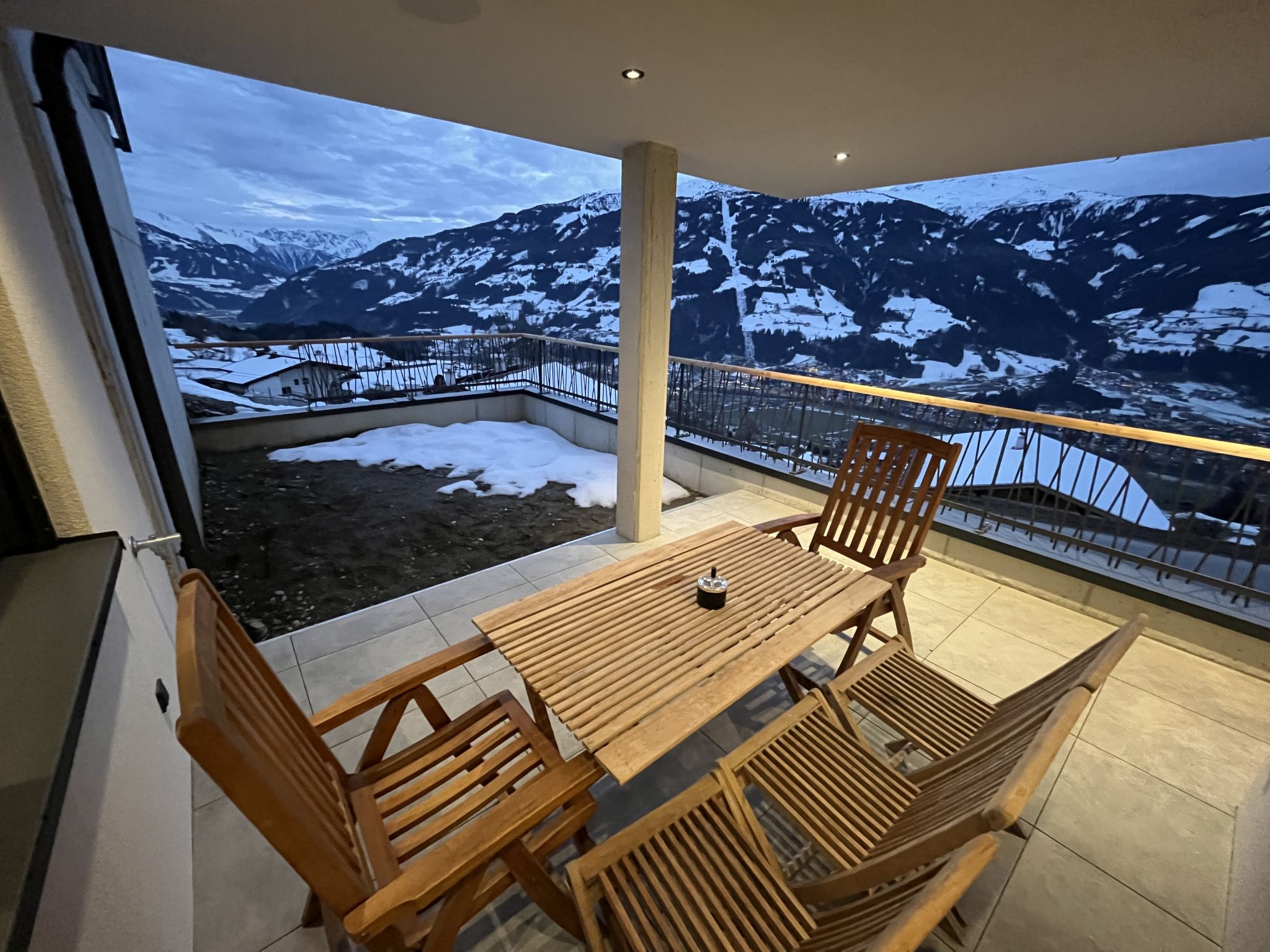 Martina — Terrace (4 of 28)