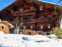 Appartement Schöser in Stumm: sfeervol verblijf in de Zillertaler bergen - thumbnail 1