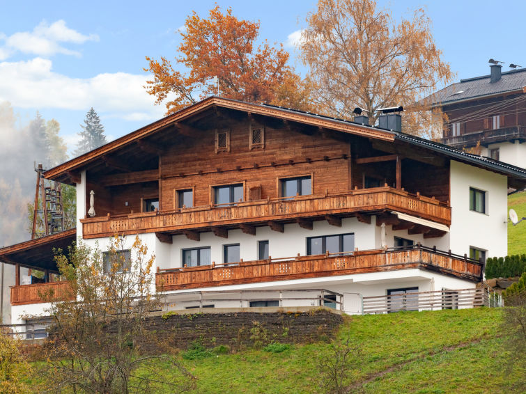 "Apart Wurm (SUZ380)", appartement 3-kamers 66 m2 op de 1e verdieping. Comfortabel en modern ingericht: 1 2-pers. kamer. 1 2-pers. kamer met Sat-TV. Uitgang naar het balkon. Woonkeuken (oven, afwasmac..